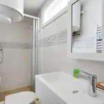 Апартаменты Charming For 2 - Near Voltaire & 11th Arr Town Hall, *